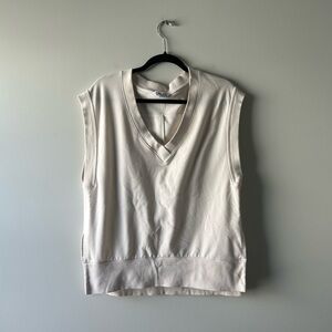 Athleta cream sleeveless v neck athletic top